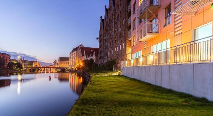Waterlane Island Hostel&Apartments Gdansk Dış mekan fotoğraf